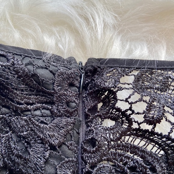 Maniju Black Lace Evening Gown Deep V Neck Dress - Picture 7 of 7